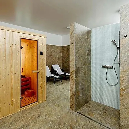Apartmanovy Dom Grand - Contactless Check In ホテル 3*
